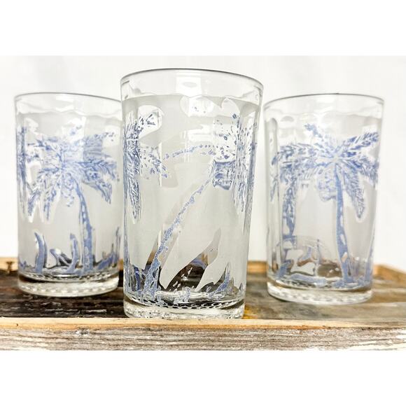 Vintage Set of Three, 7oz Frosted and Embossed Blue Palm Tree Tumblers - Picture 4 of 8